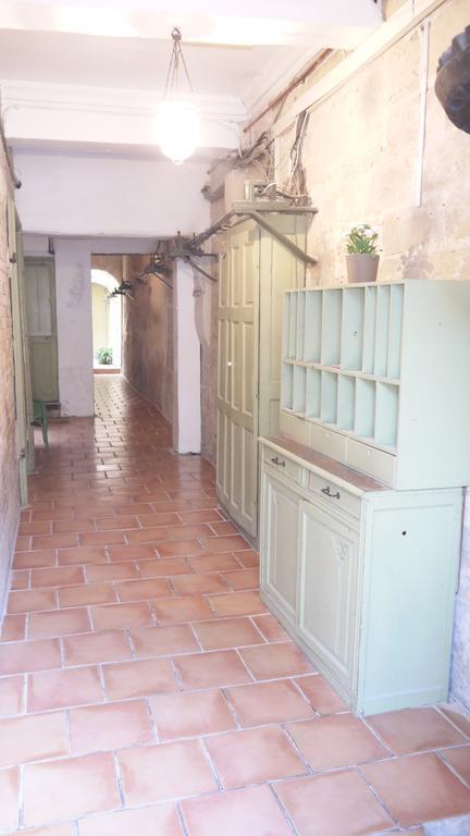 Des Teinturiers Avignon